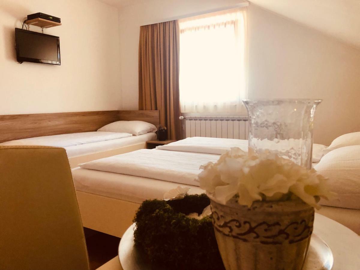 Rooms Jana Slunj Eksteriør billede